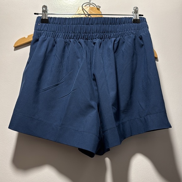 Abercrombie & Fitch Shorts - Picture 2 of 4